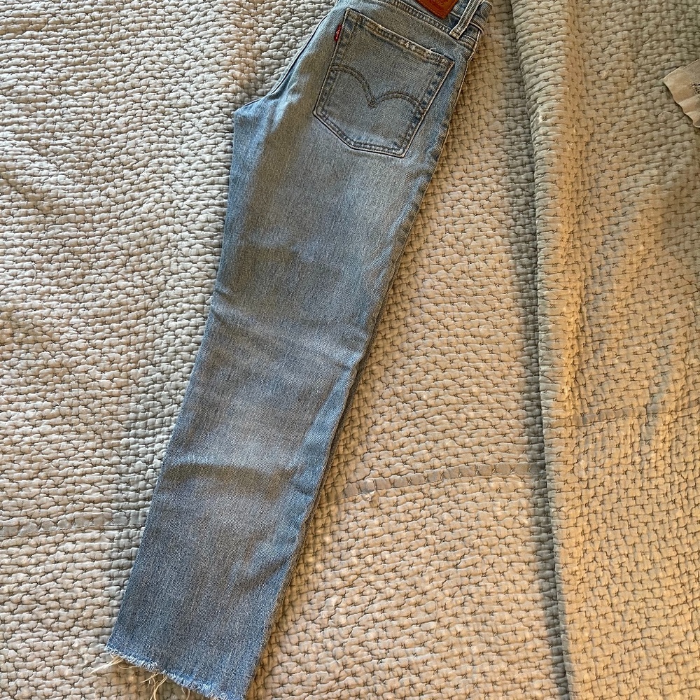 LEVI'S - Picture 2 of 2